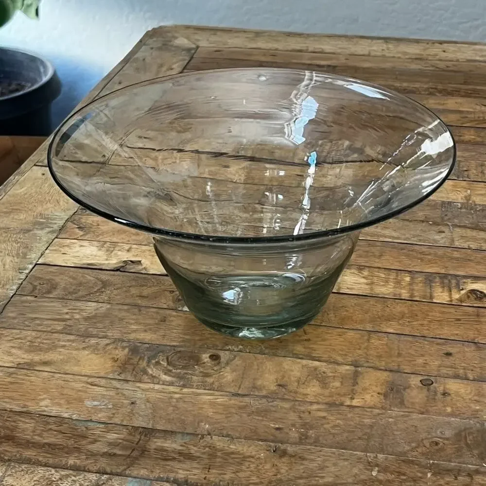 Large Hand-blown Glass Center Fruit Bowl 11.5